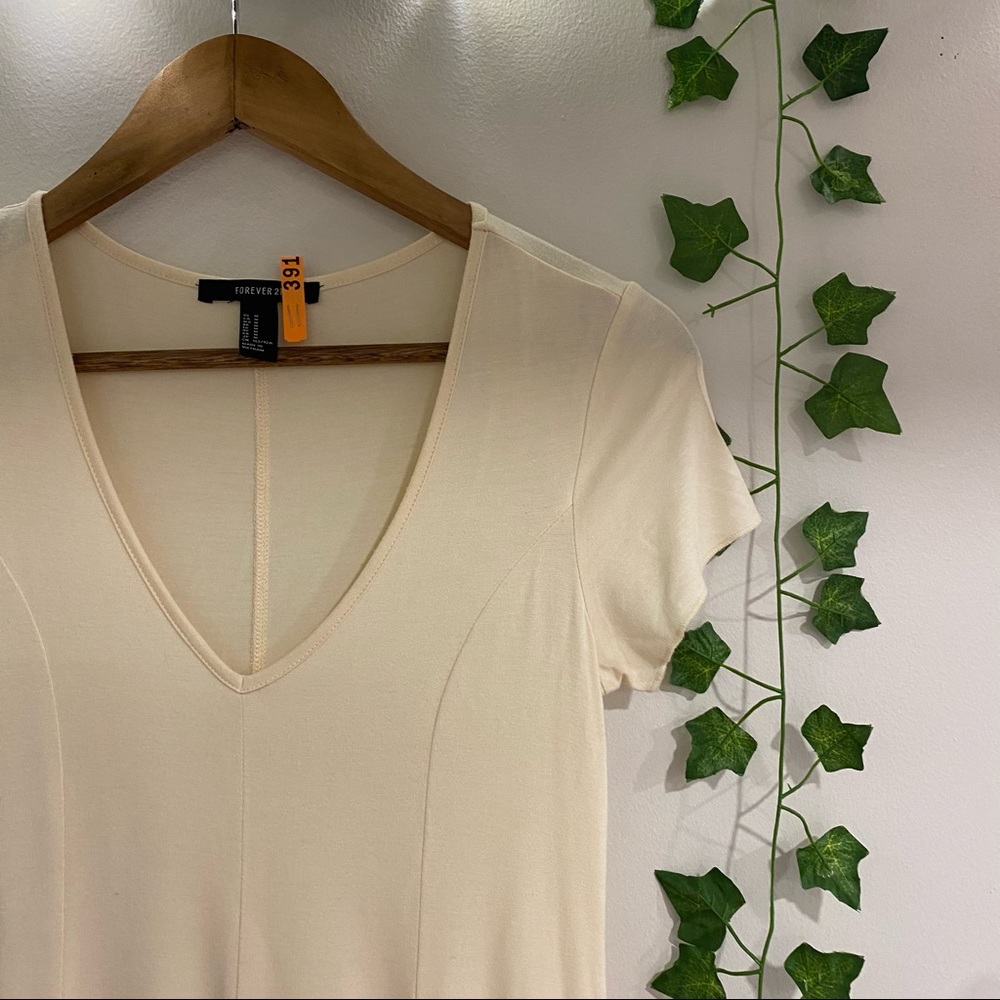 Cream white dress! Flattering. V neck